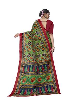 Green printed bhagalpuri saree with blouse 2
