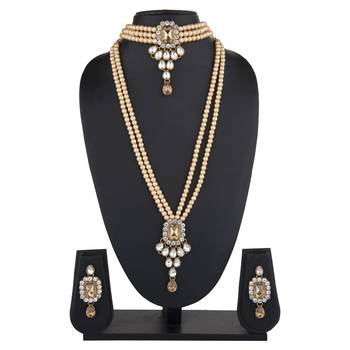 Off white agate necklaces 1