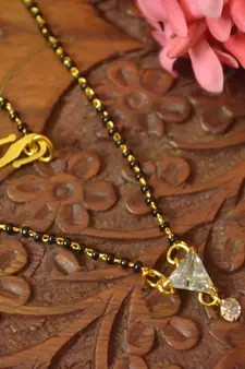 Twinkling Gold cubic zirconia Designer mangalsutra
