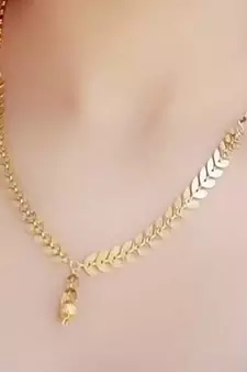 Twinkling Gold Leaf Motif Designer mangalsutra