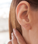  Fancy simple ball gold studs