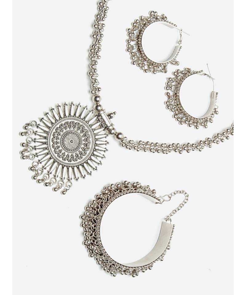 Silver silver plated Silver Alloy  Necklace WITH EARRINGS