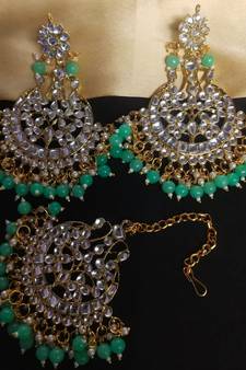 Bridal Earrings Tikka Set Kundan Earrings Tikka Set Mint Green Pearl Earrings Tikak Set