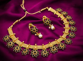 multicolor Traditinal Gold Plated Alloy Necklace 1