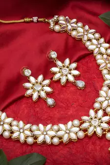 multicolor Traditinal Gold Plated Alloy Necklace