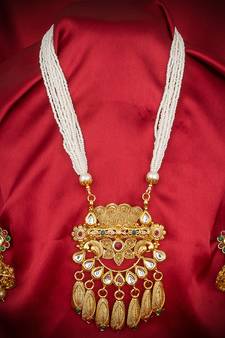 multicolor Traditinal Gold Plated Alloy Necklace