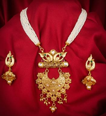 multicolor Traditinal Gold Plated Alloy Necklace 1