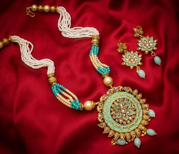 multicolor Traditinal Gold Plated Alloy Necklace 1