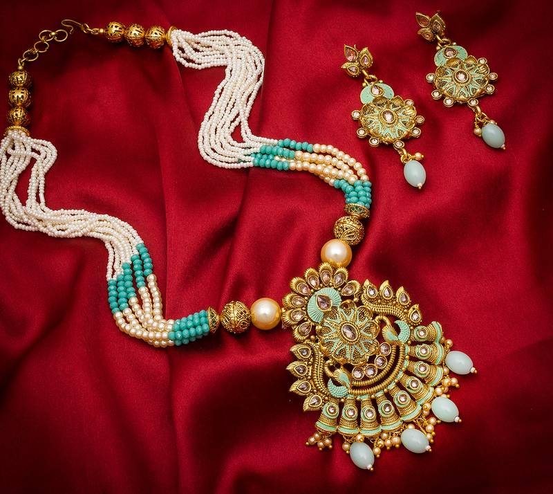 multicolor Traditinal Gold Plated Alloy Necklace