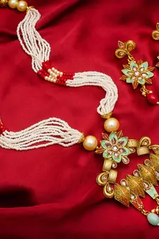 multicolor Traditinal Gold Plated Alloy Necklace