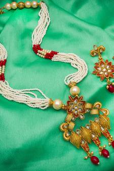 multicolor Traditinal Gold Plated Alloy Necklace