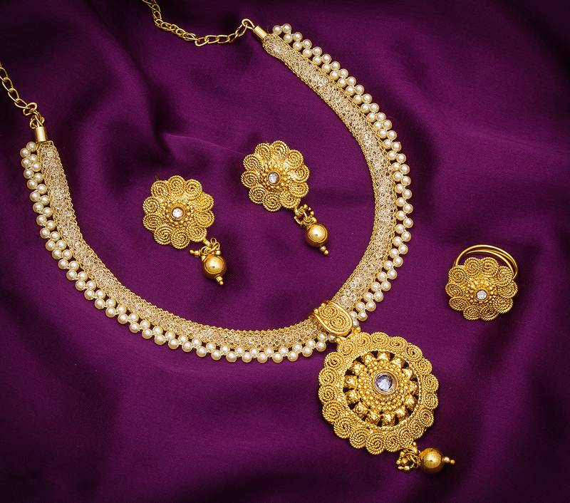 multicolor Traditinal Gold Plated Alloy Necklace