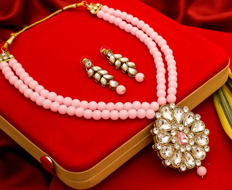 multicolor Traditinal Gold Plated Alloy Necklace