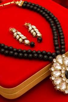 multicolor Traditinal Gold Plated Alloy Necklace