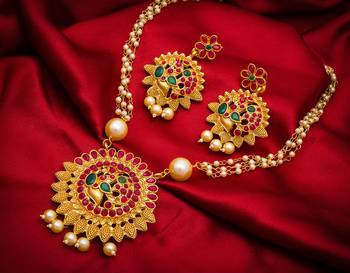 multicolor Traditinal Gold Plated Alloy Necklace 1