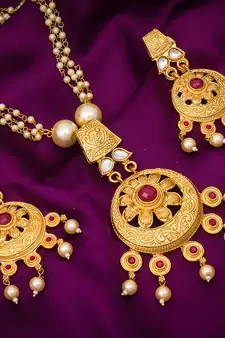 multicolor Traditinal Gold Plated Alloy Necklace