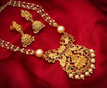 multicolor Traditinal Gold Plated Alloy Necklace 1