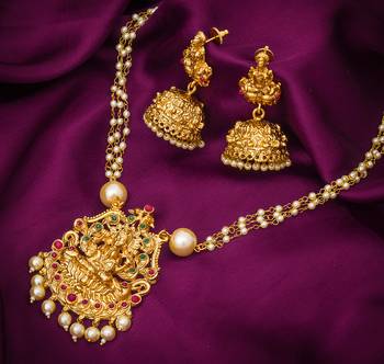 multicolor Traditinal Gold Plated Alloy Necklace 1