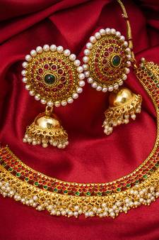 multicolor Traditinal Gold Plated Alloy Necklace