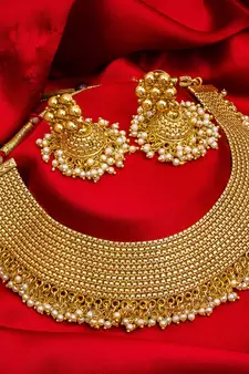 multicolor Traditinal Gold Plated Alloy Necklace