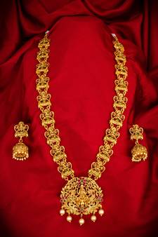 multicolor Traditinal Gold Plated Alloy Necklace