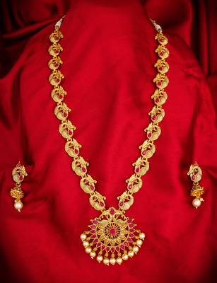 multicolor Traditinal Gold Plated Alloy Necklace 1
