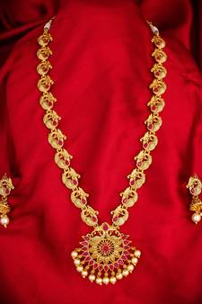 multicolor Traditinal Gold Plated Alloy Necklace