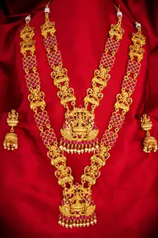 multicolor Traditinal Gold Plated Alloy Necklace