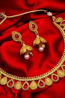 multicolor Traditinal Gold Plated Alloy Necklace