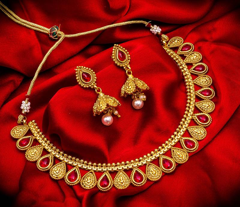 multicolor Traditinal Gold Plated Alloy Necklace