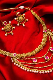 multicolor Traditinal Gold Plated Alloy Necklace