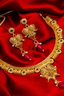 multicolor Traditinal Gold Plated Alloy Necklace