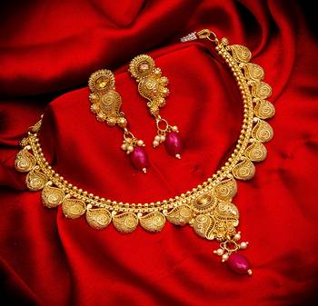 multicolor Traditinal Gold Plated Alloy Necklace 1