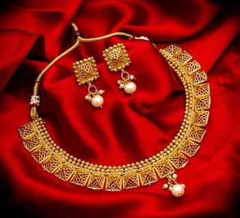 multicolor Traditinal Gold Plated Alloy Necklace 1