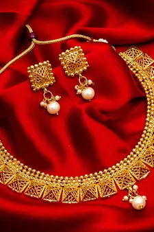 multicolor Traditinal Gold Plated Alloy Necklace