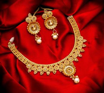 multicolor Traditinal Gold Plated Alloy Necklace 1