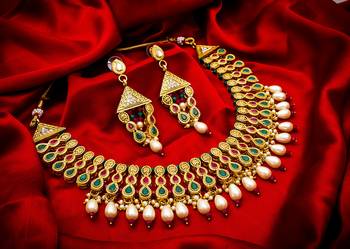multicolor Traditinal Gold Plated Alloy Necklace 1