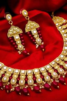 multicolor Traditinal Gold Plated Alloy Necklace