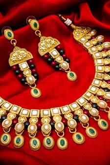 multicolor Traditinal Gold Plated Alloy Necklace