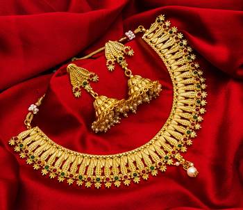 multicolor Traditinal Gold Plated Alloy Necklace 1