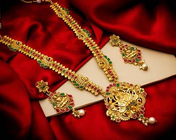 multicolor Traditinal Gold Plated Alloy Necklace 1