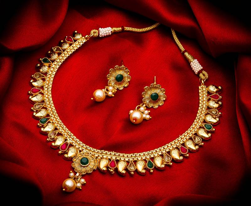 multicolor Traditinal Gold Plated Alloy Necklace