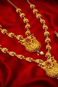 multicolor Traditinal Gold Plated Alloy Necklace