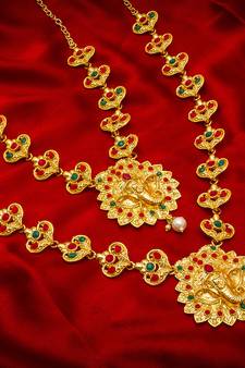 multicolor Traditinal Gold Plated Alloy Necklace