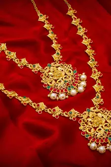 multicolor Traditinal Gold Plated Alloy Necklace