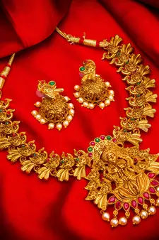 multicolor Traditinal Gold Plated Alloy Necklace
