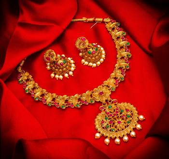 multicolor Traditinal Gold Plated Alloy Necklace 1