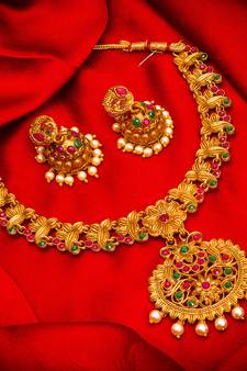 multicolor Traditinal Gold Plated Alloy Necklace