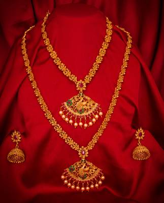multicolor Traditinal Gold Plated Alloy Necklace 1