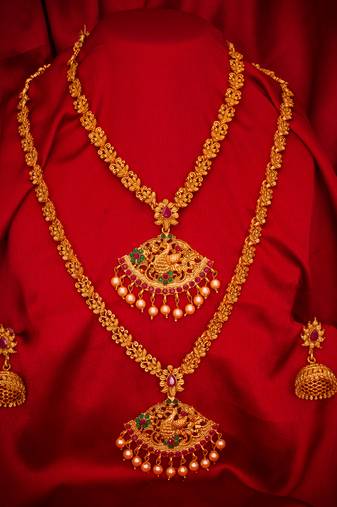 multicolor Traditinal Gold Plated Alloy Necklace